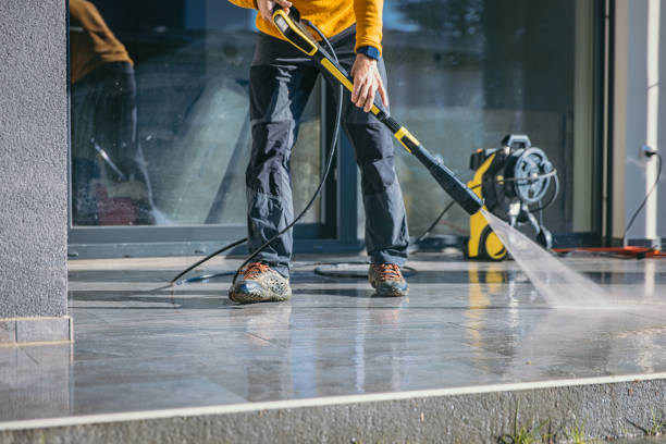 Best Commercial Building Pressure Washing  in Ladson, SC